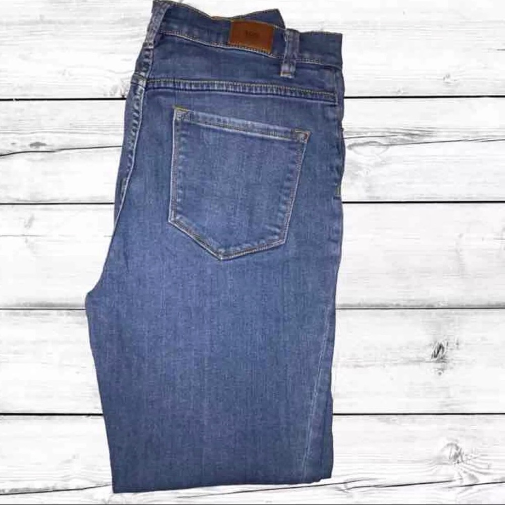 BDG Super High Rise Twig Ankle Jeans